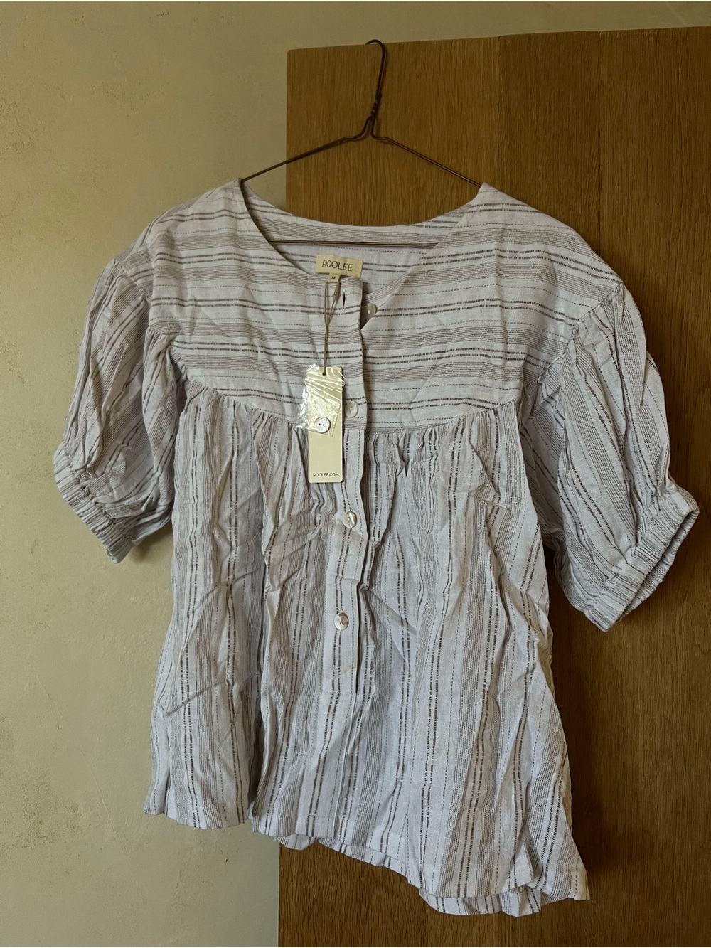 NWT Roolee puff sleeve linen top